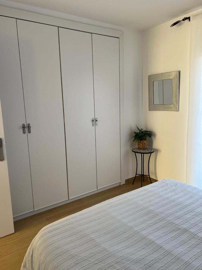 Apartmán Apartamento Para 4 Personas A 200 M De La Playa. Empuriabrava Exteriér fotografie